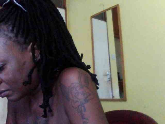 Princessmiles webcam