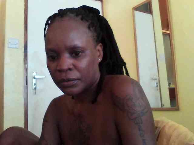 Princessmiles webcam