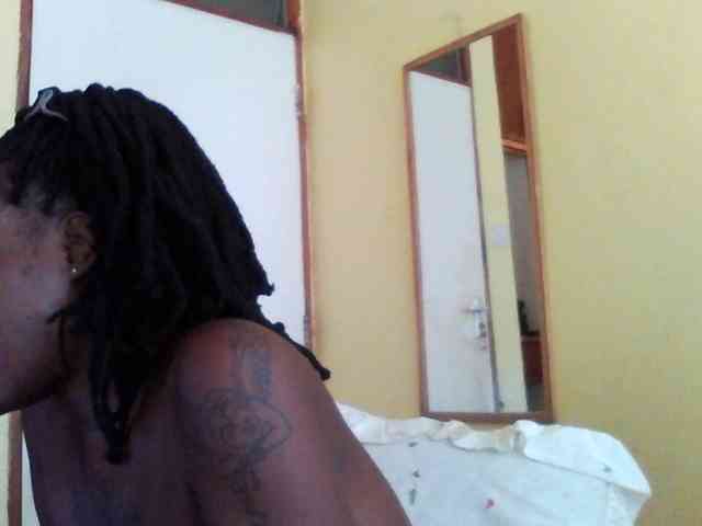 Princessmiles webcam