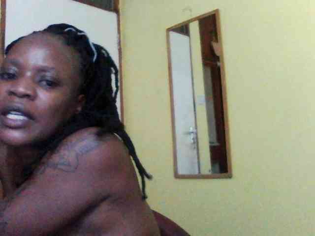 Princessmiles webcam