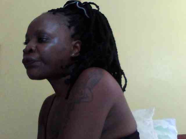 Princessmiles webcam