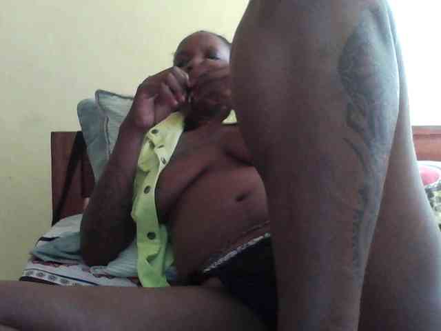 Princessmiles webcam