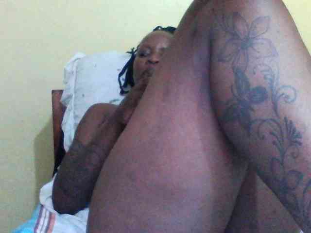 Princessmiles webcam