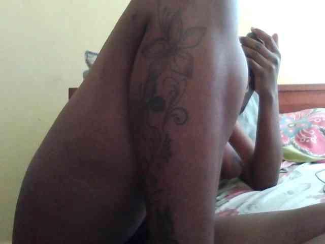 Princessmiles webcam