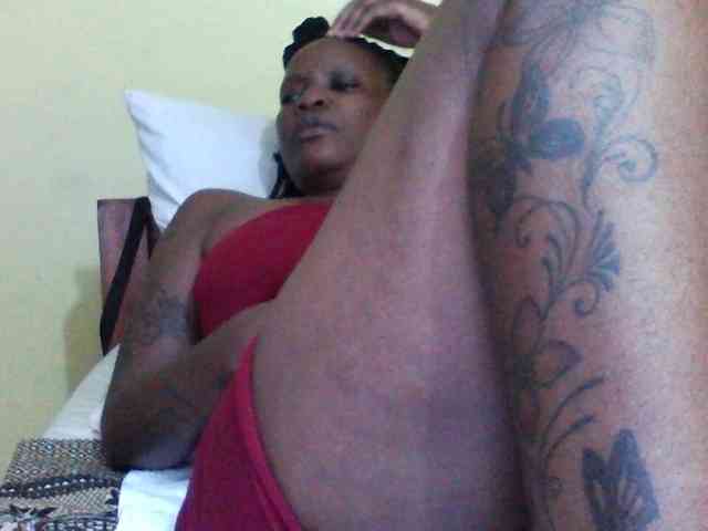 Princessmiles webcam