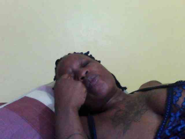 Princessmiles webcam