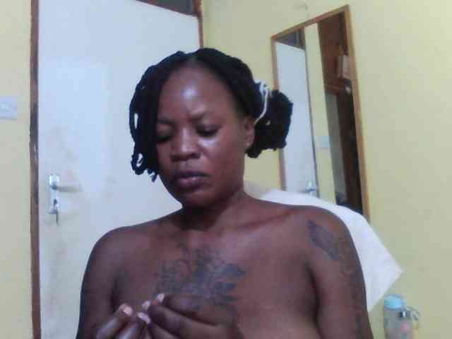 Princessmiles webcam