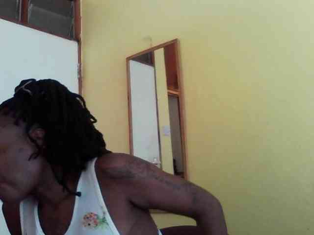 Princessmiles webcam