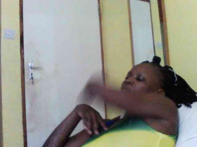 Princessmiles webcam