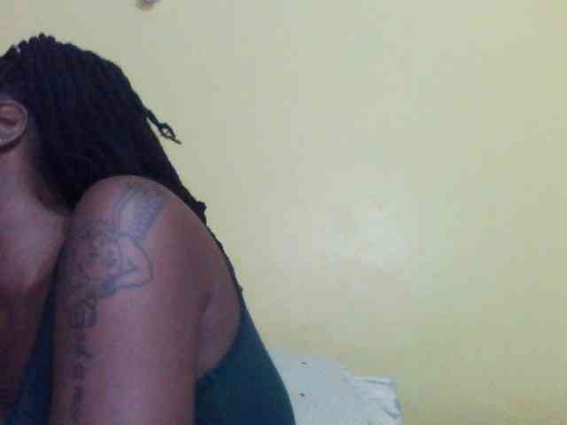 Princessmiles webcam