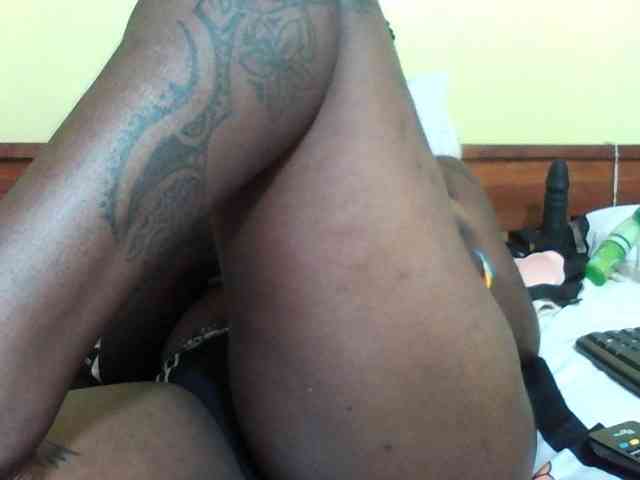 Princessmiles webcam