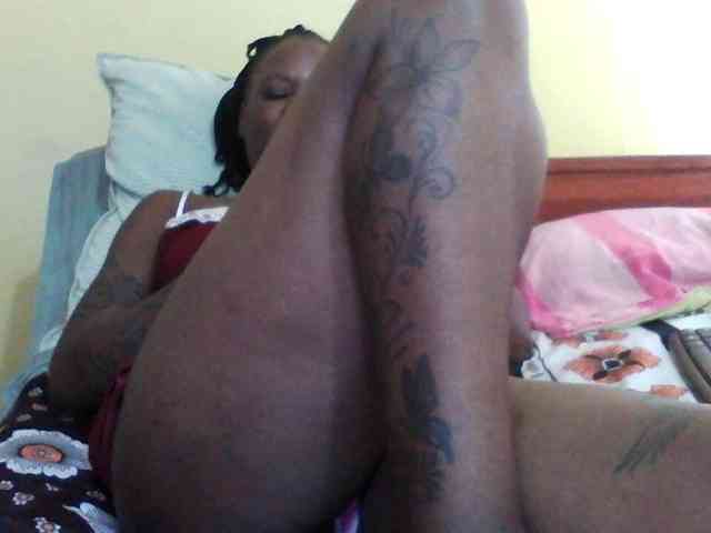 Princessmiles webcam