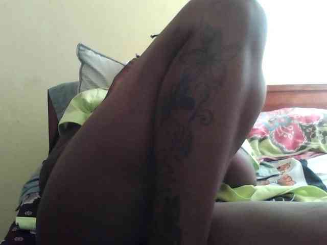 Princessmiles webcam