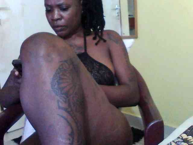 Princessmiles webcam
