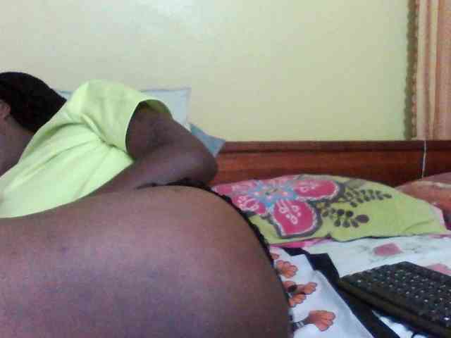 Princessmiles webcam