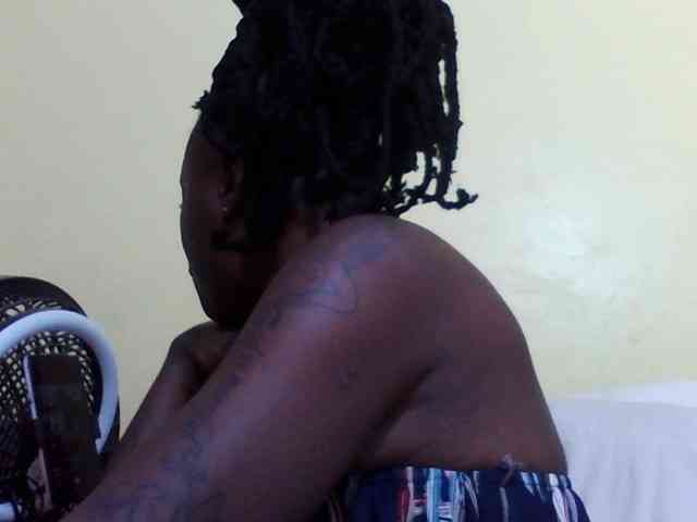 Princessmiles webcam