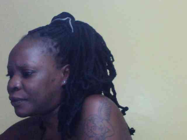 Princessmiles webcam
