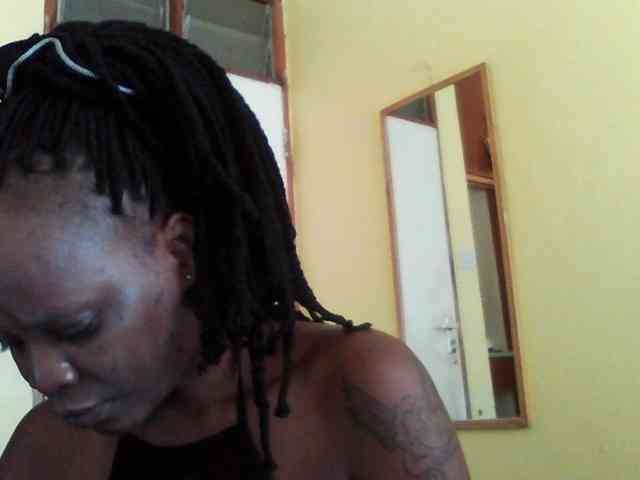 Princessmiles webcam