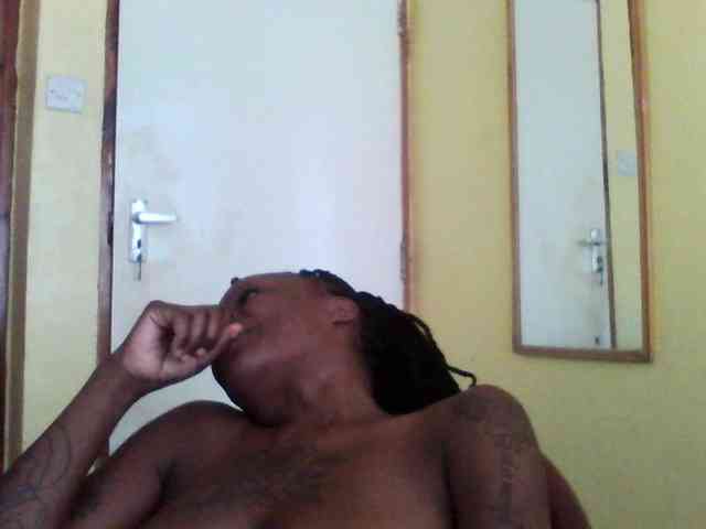 Princessmiles webcam