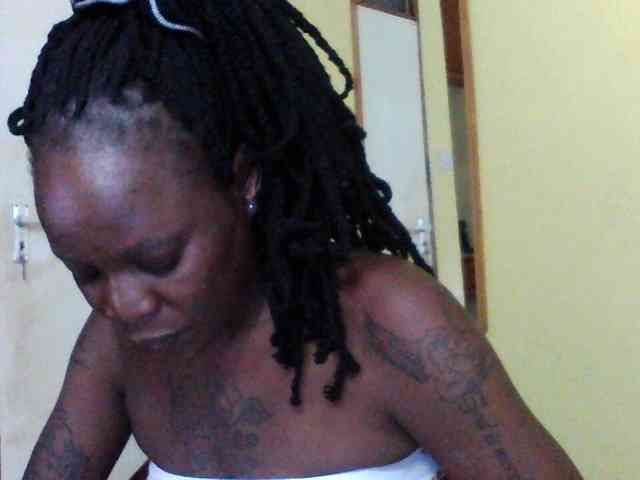 Princessmiles webcam