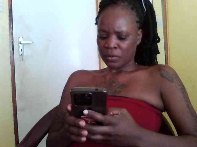 Princessmiles webcam