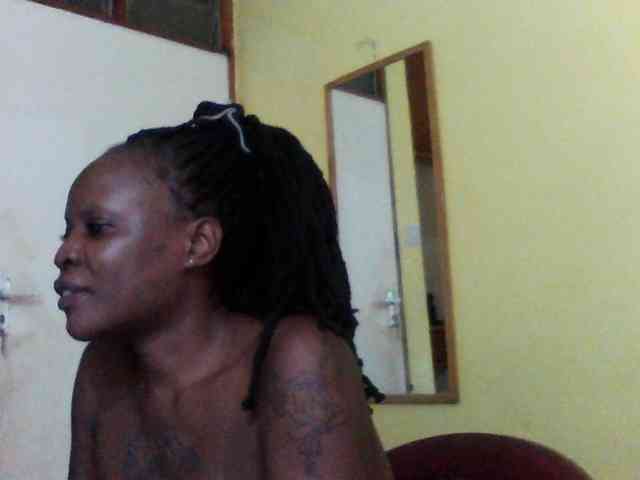 Princessmiles webcam