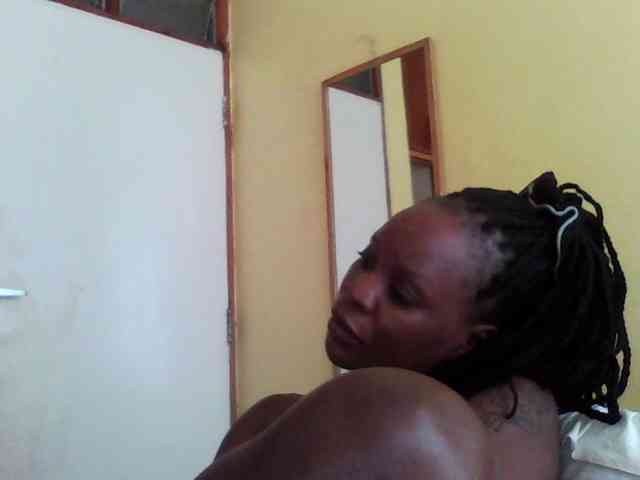 Princessmiles webcam