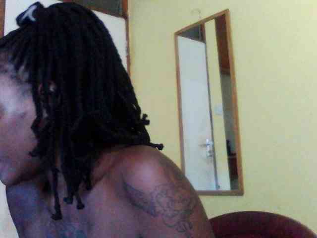 Princessmiles webcam