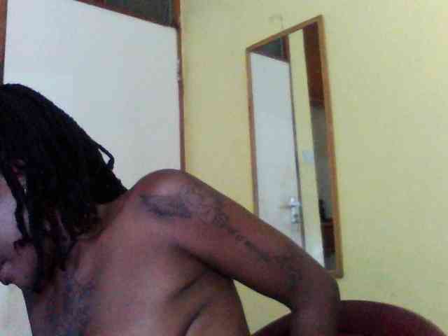 Princessmiles webcam