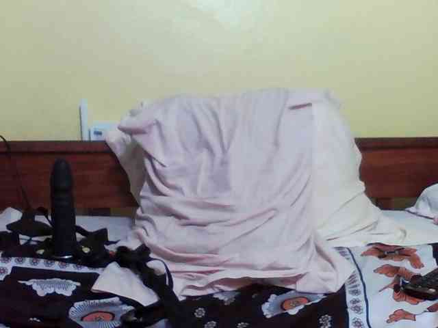 Princessmiles webcam