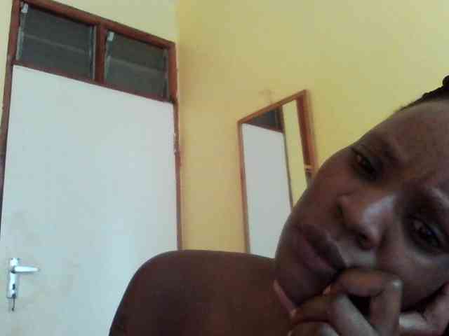 Princessmiles webcam
