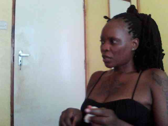 Princessmiles webcam