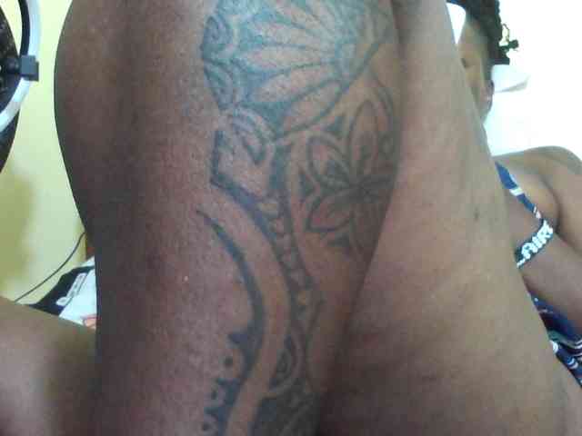 Princessmiles webcam