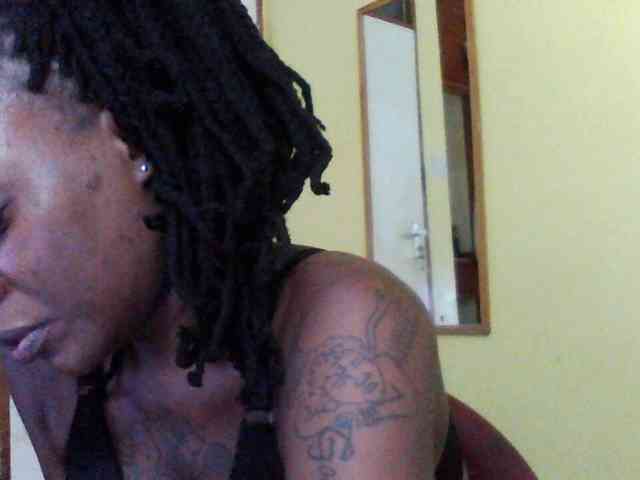 Princessmiles webcam
