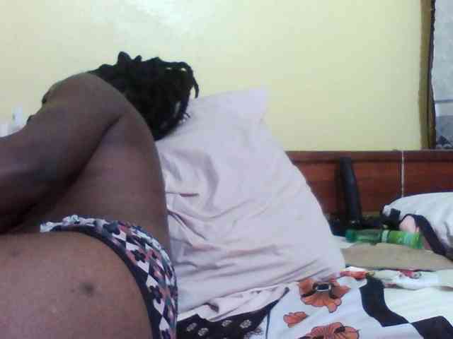 Princessmiles webcam