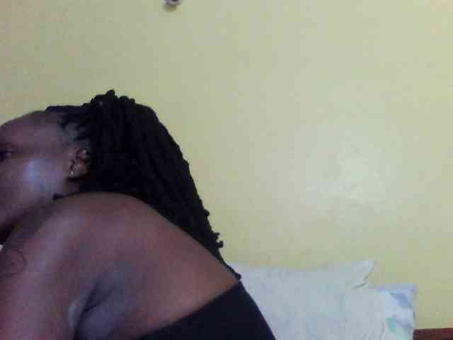 Princessmiles webcam