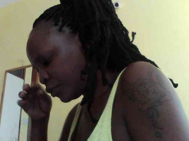 Princessmiles webcam