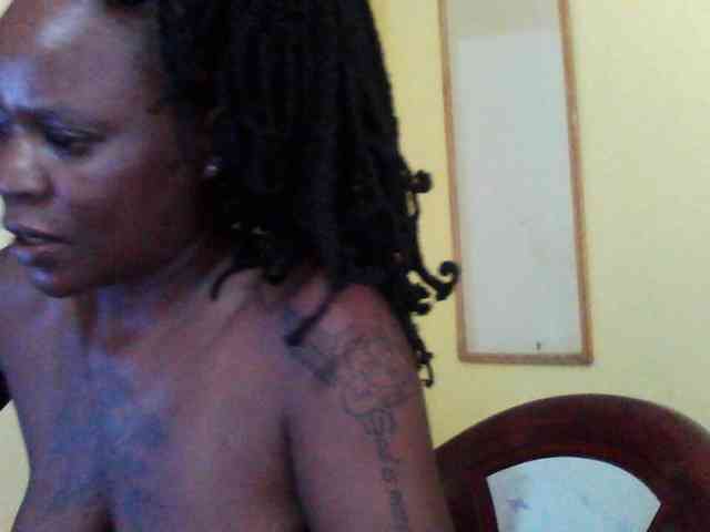 Princessmiles webcam