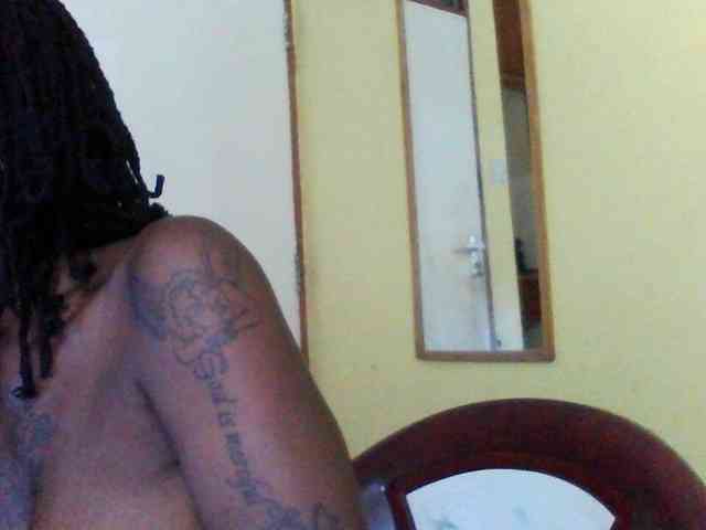 Princessmiles webcam