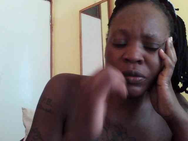 Princessmiles webcam