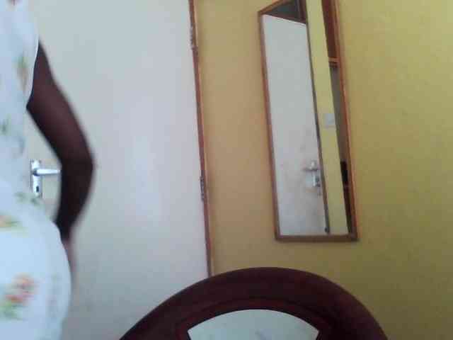 Princessmiles webcam