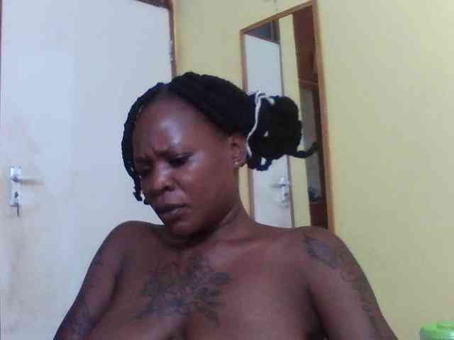 Princessmiles webcam