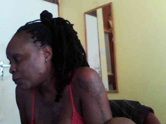 Princessmiles webcam