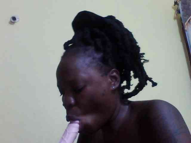 Princessmiles webcam