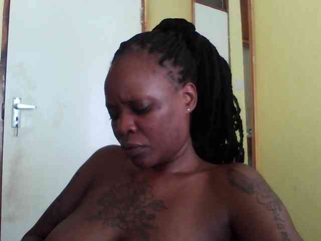 Princessmiles webcam