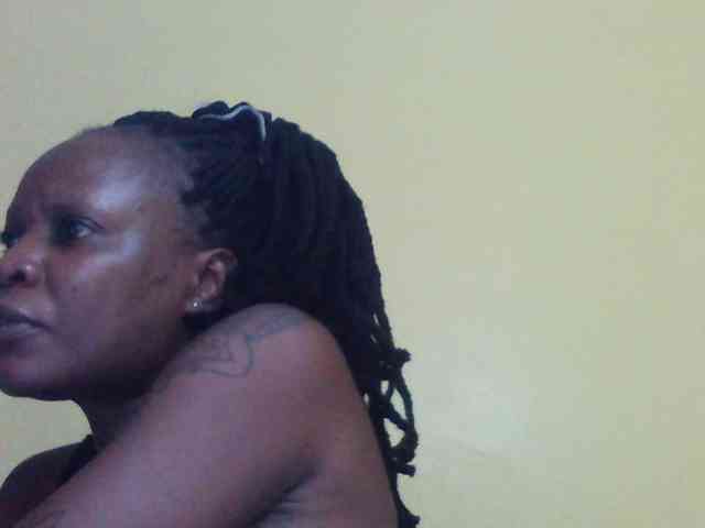 Princessmiles webcam