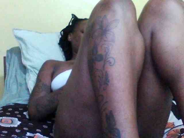Princessmiles webcam