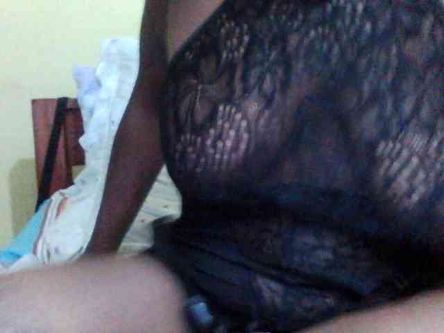 Princessmiles webcam