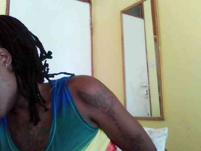 Princessmiles webcam