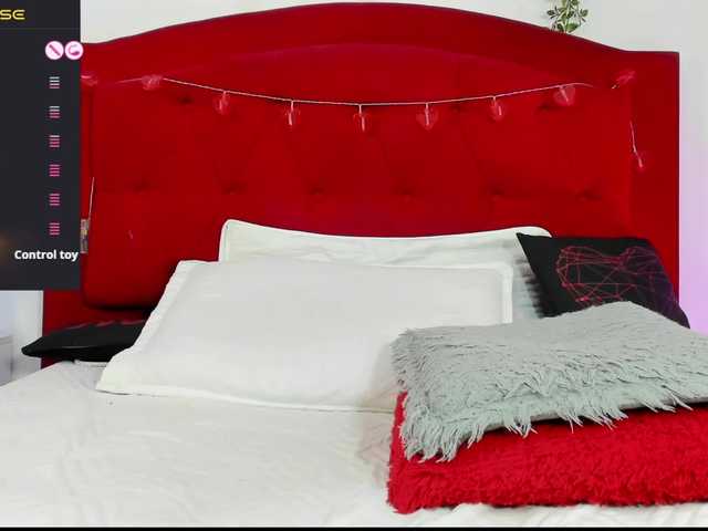 ashley-hot-01's BongaCams show and profile